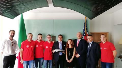 Scm Group y Cms visitan el consulado italiano de Chicago con el equipo Onda Solare