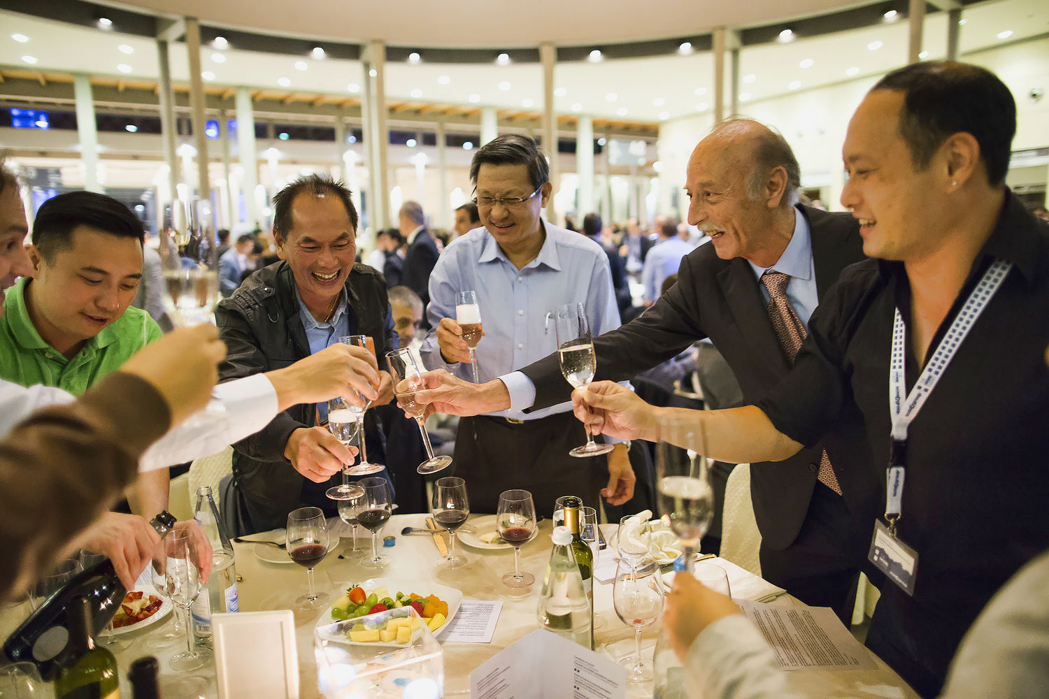 THE HOME EVENT Celebration dinner:  the world under the wooden dome.