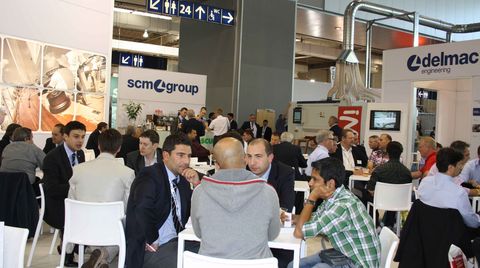 BIG ATTENDANCE FOR THE LIGNA 1st DAY