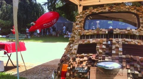 Kube I feel wood, most photographed Fiat 500 at the Birthday celebrations held at the splendid settings of the Parco Sempione in the heart of Milan.
