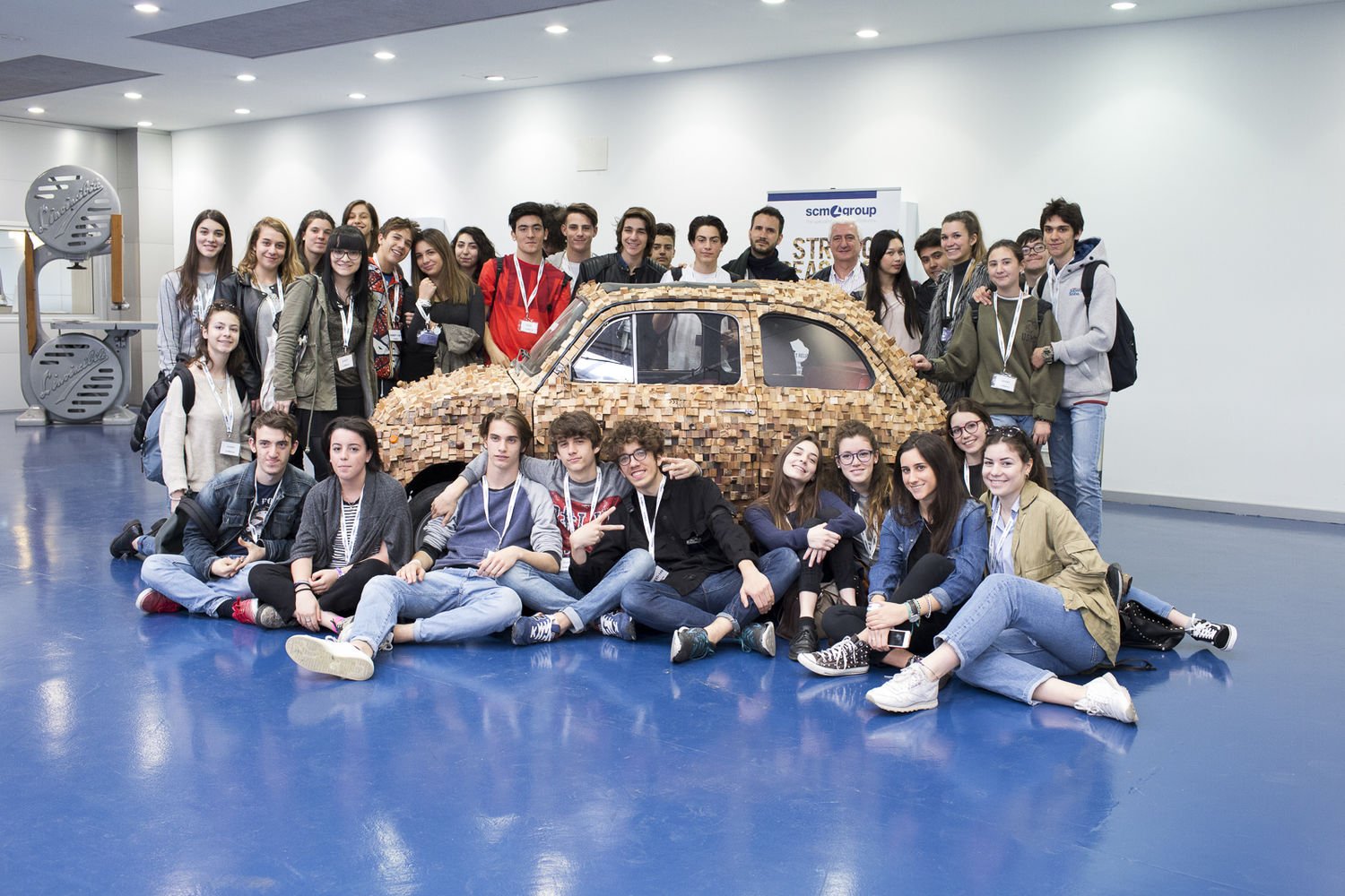 Gli studenti della Fondazione Karis in visita