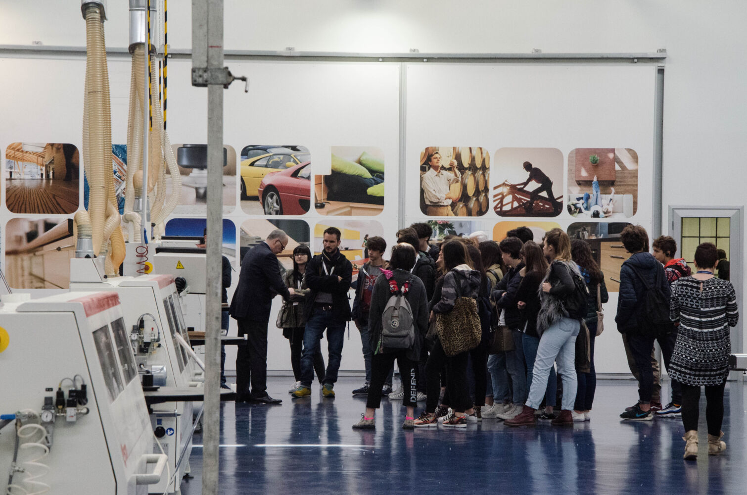 Gli studenti della Fondazione Karis in visita