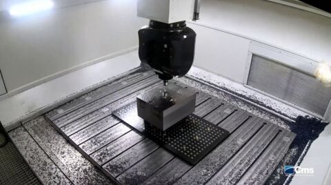 Here are 4 reasons (+1) to consider the vm30k for your machining! 