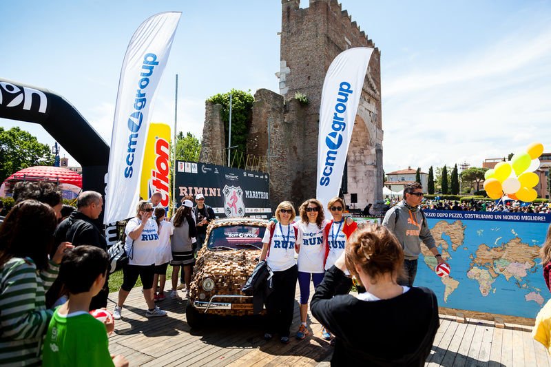 SCM alla Rimini Marathon: centinaia di collaboratori