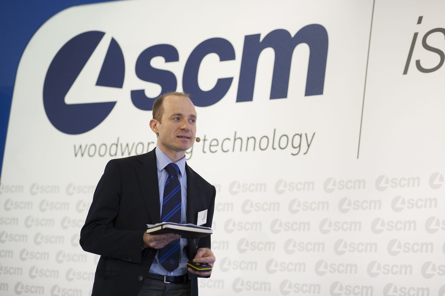 Diary from Hanover.  An exciting start for Scm at Ligna 2017