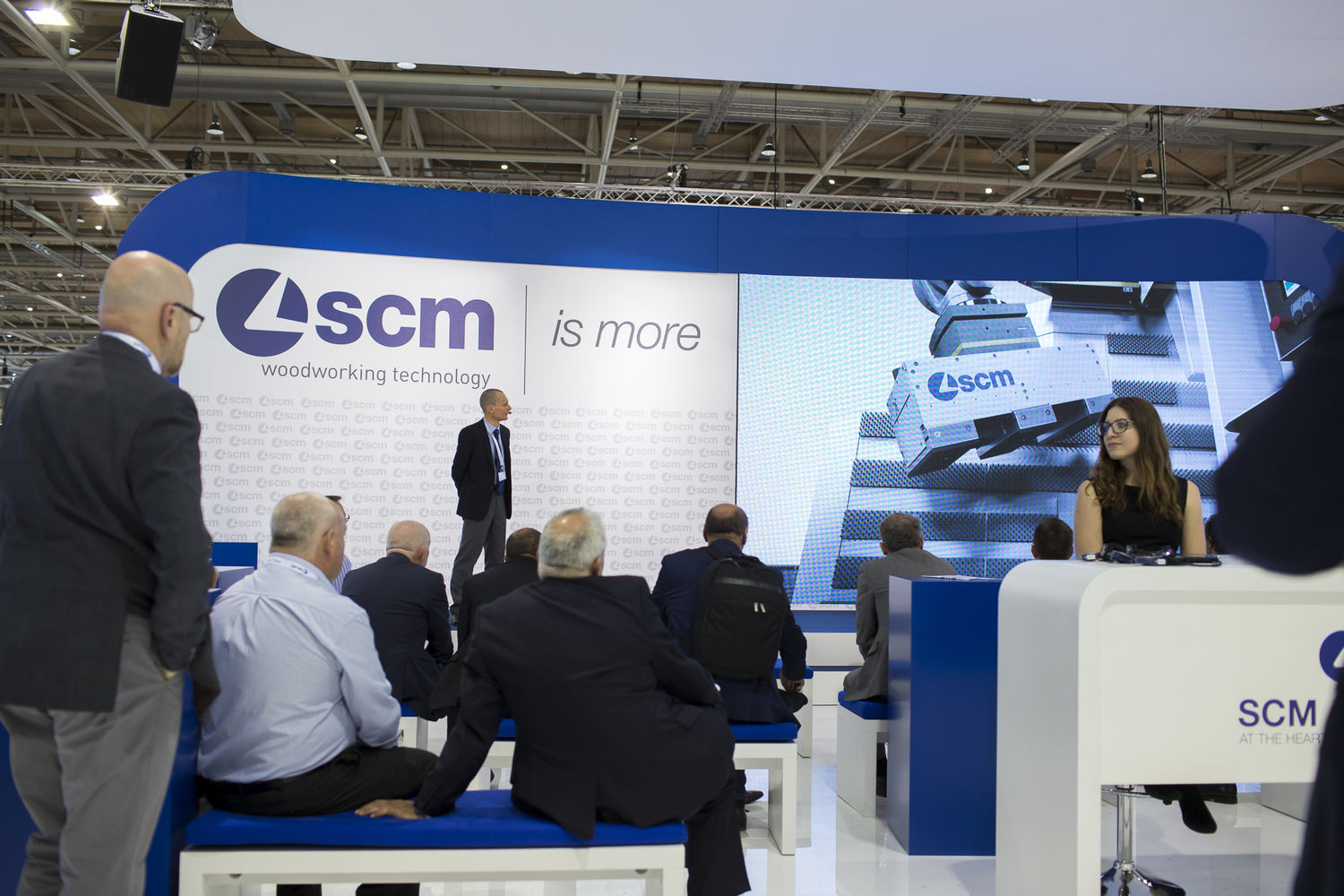 Diary from Hanover.  An exciting start for Scm at Ligna 2017