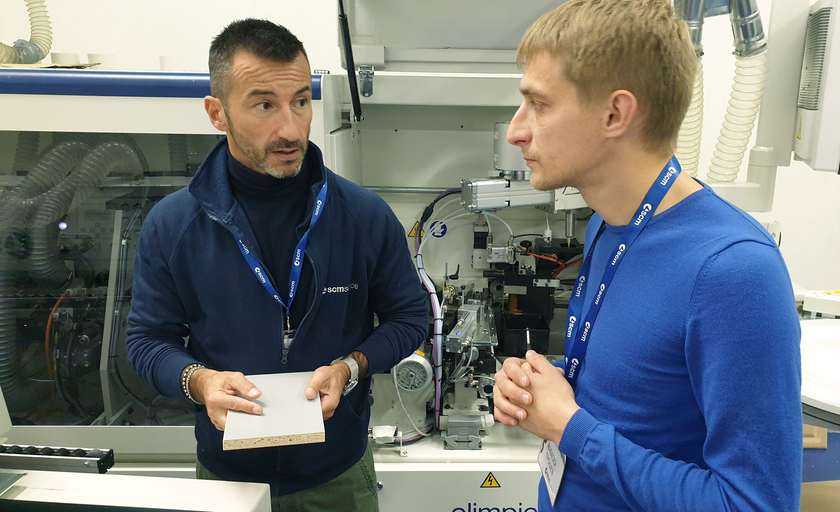 Программисты, специалисты it-технологий. Студенты в лаборатории. Нейро протезирование. Мфти инженер. Мфти инженер.