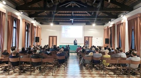 Gli esperti Superfici all’evento del partner Sirca, specialista nel settore vernici