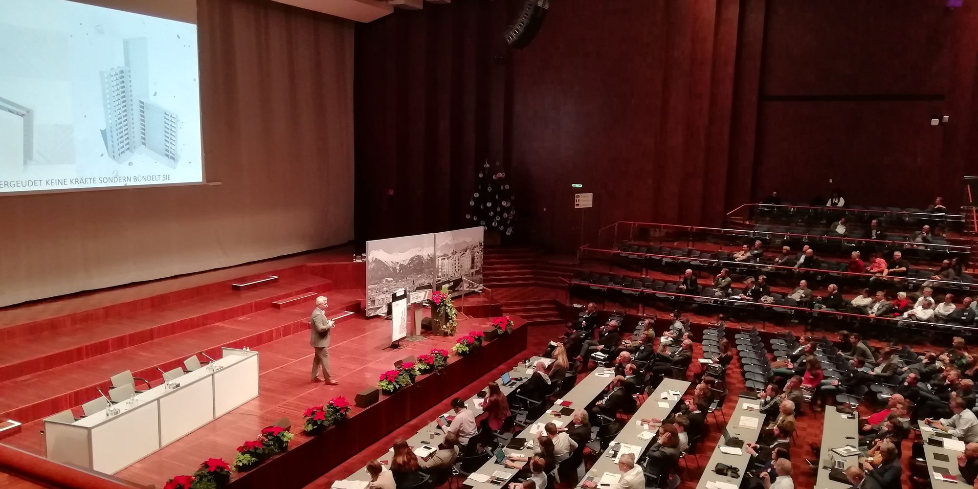 SCM auf dem 25. Internationalen Holzbau-Forum