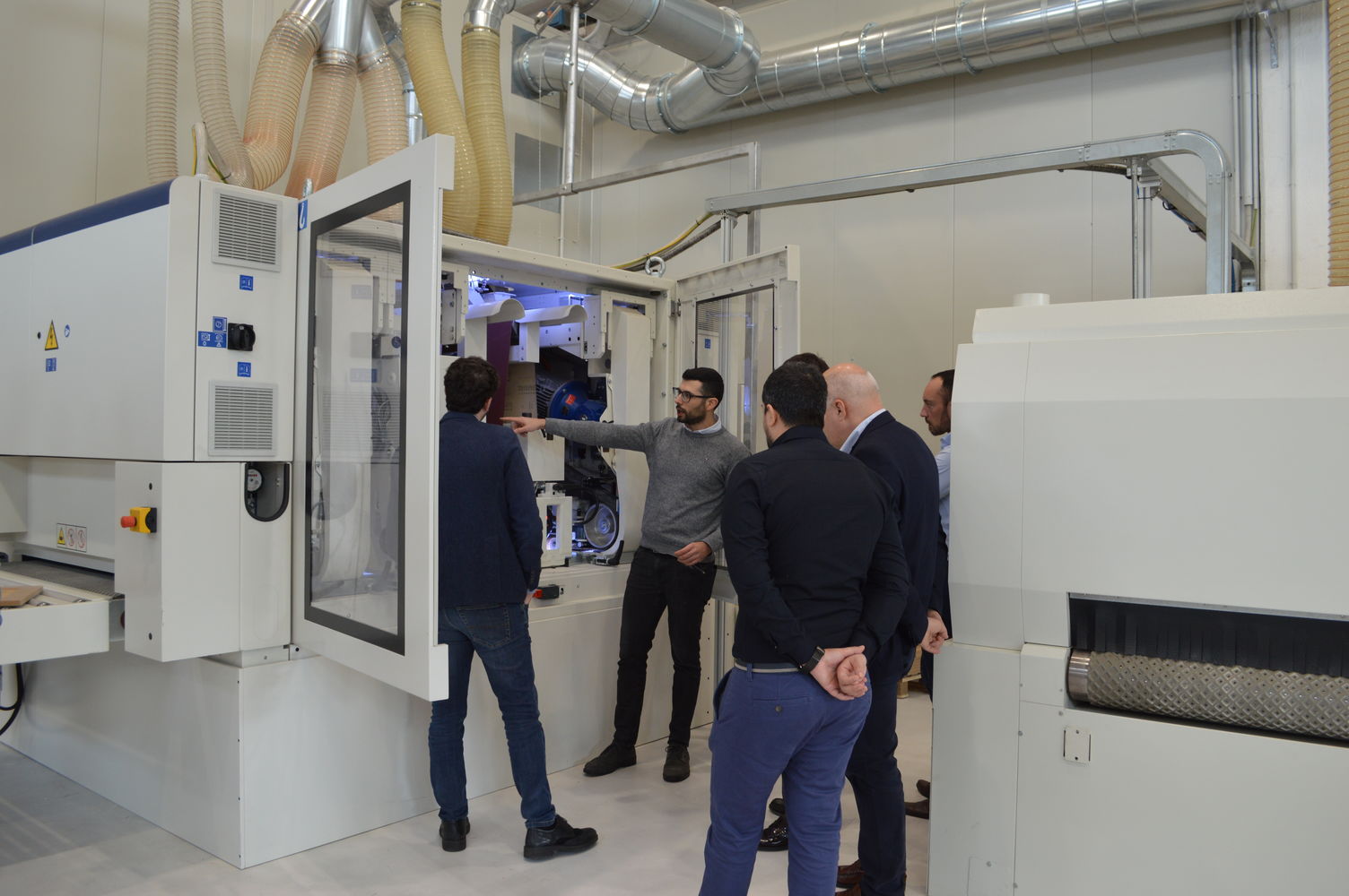 “Surface Technologies”: SCM, Superfici and Henkel cross training