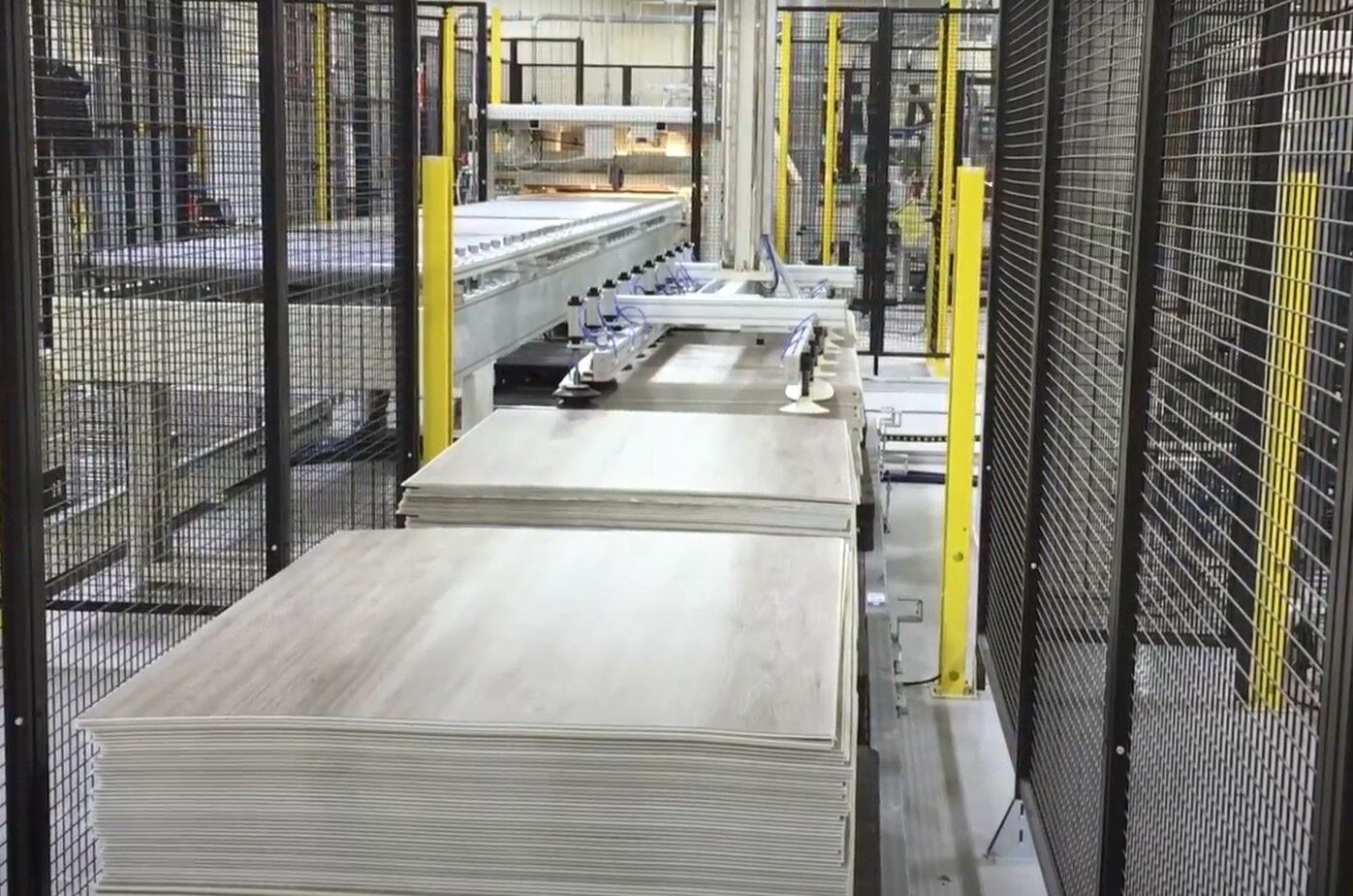 PVC flooring: all the advantages of SCM's automatic profiling line